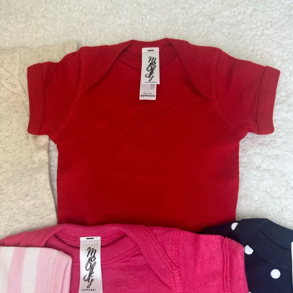 Newborn onesie bodysuit bundle of 5